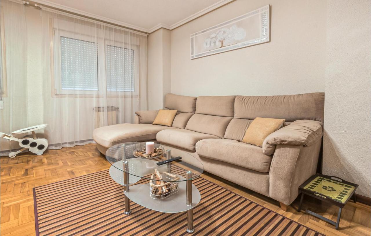 Stunning Apartment In Gijon With Wifi Εξωτερικό φωτογραφία