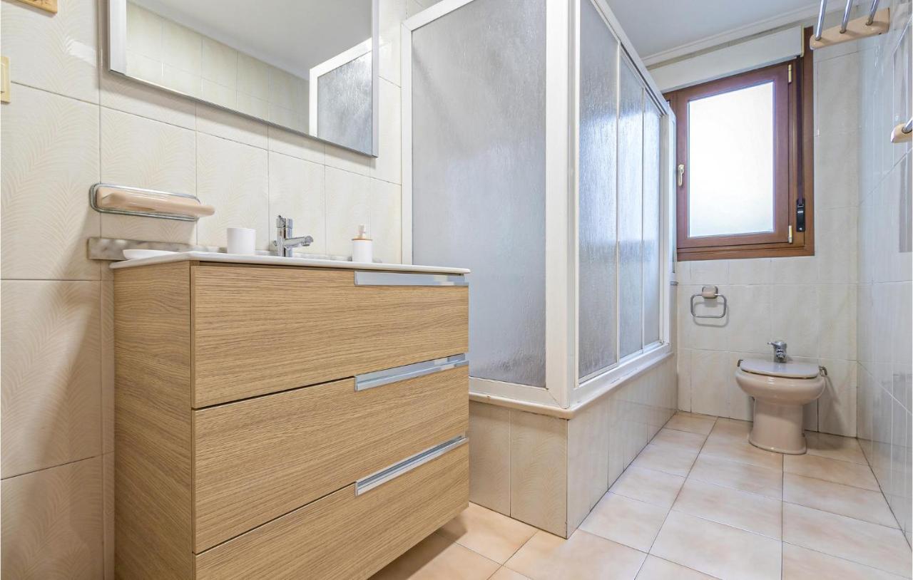 Stunning Apartment In Gijon With Wifi Εξωτερικό φωτογραφία
